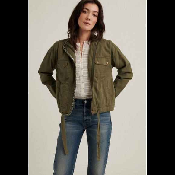 Lucky Brand Jackets & Blazers - LUCKY BRAND / bomber jacket / woman’s/ olive green / Size M